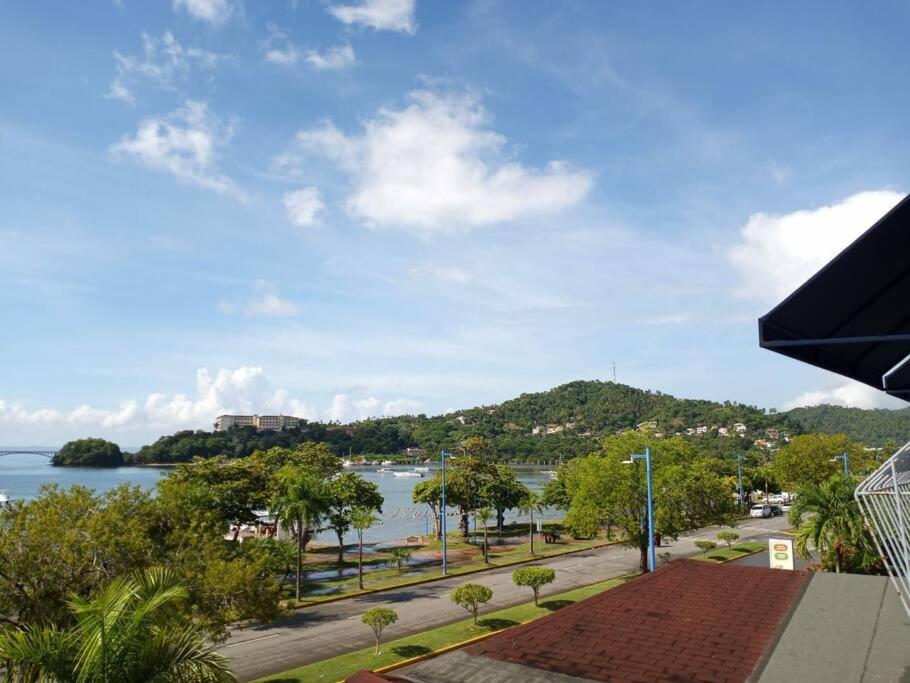 Indy'S Best Bay Frontview In Samana. Экстерьер фото